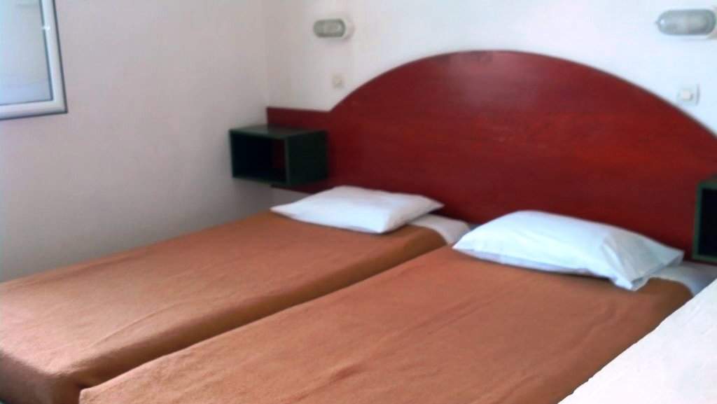 Royal Garden Apartments Kavos Bagian luar foto