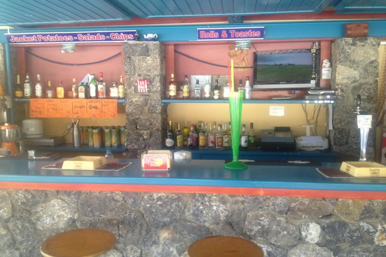 Royal Garden Apartments Kavos Bagian luar foto